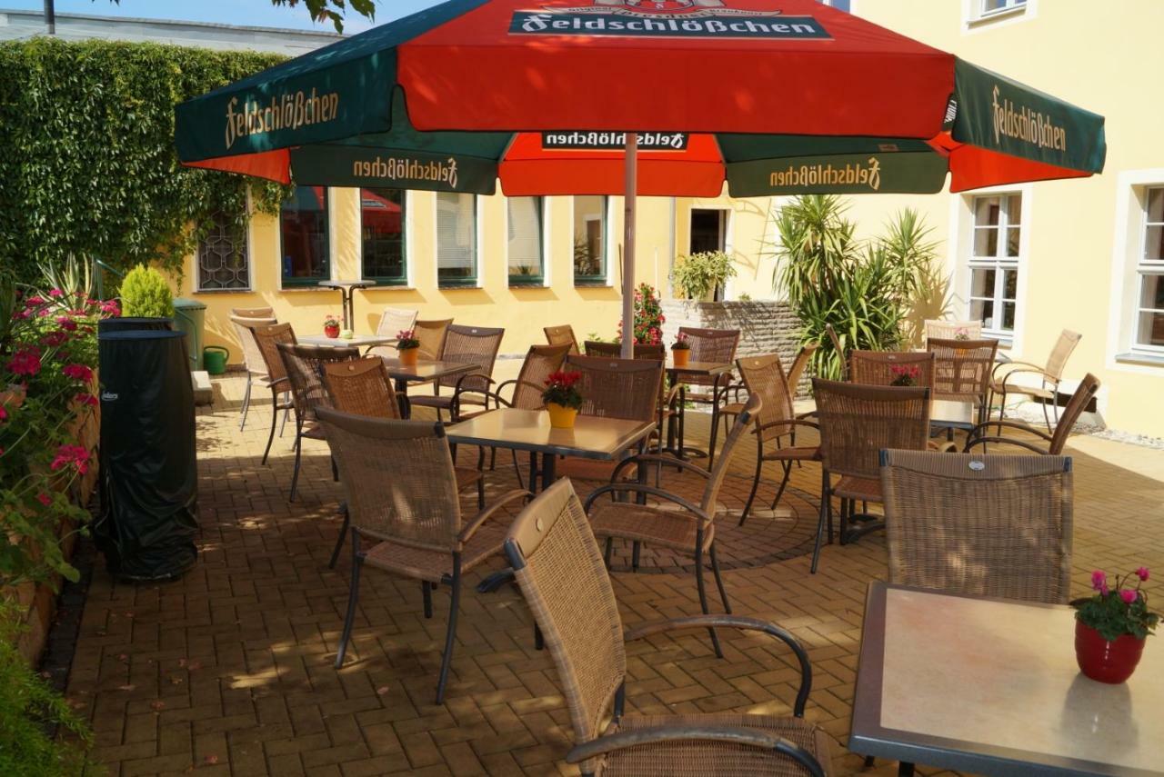 Ferienwohnungen Im Gasthaus Zur Gruenen Wiese Sebnitz Buitenkant foto